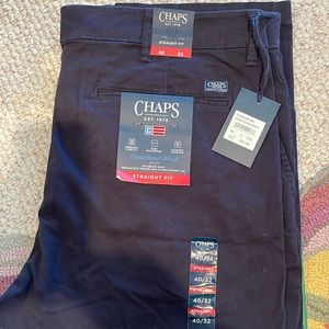Men’s pants. NWT Chaps straight fit. Size 40 x 32